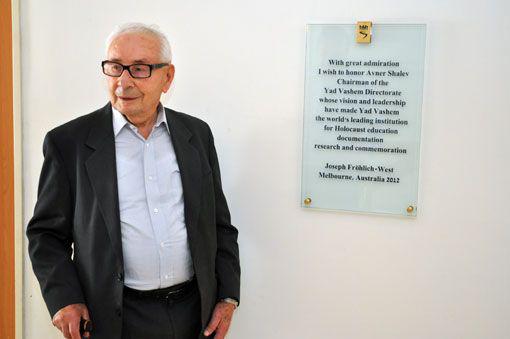 Holocaust survivor Joseph Fröhlich-West visited Yad Vashem during Pesach 2012, where he viewed the plaque recently donated by him in honor of Avner Shalev