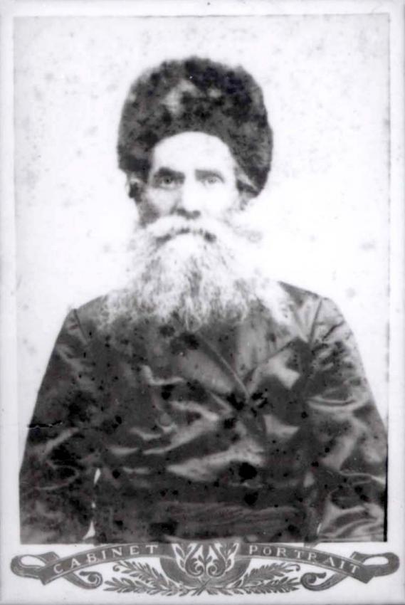 The Torah genius, the Aderet, Rabbi Eliyahu-David Rabinovitz Teomim, Head of the Bet Din in Mir (1893-1901)