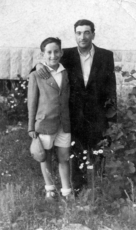 Chaim Malc with his uncle Shmelke Malc, postwar