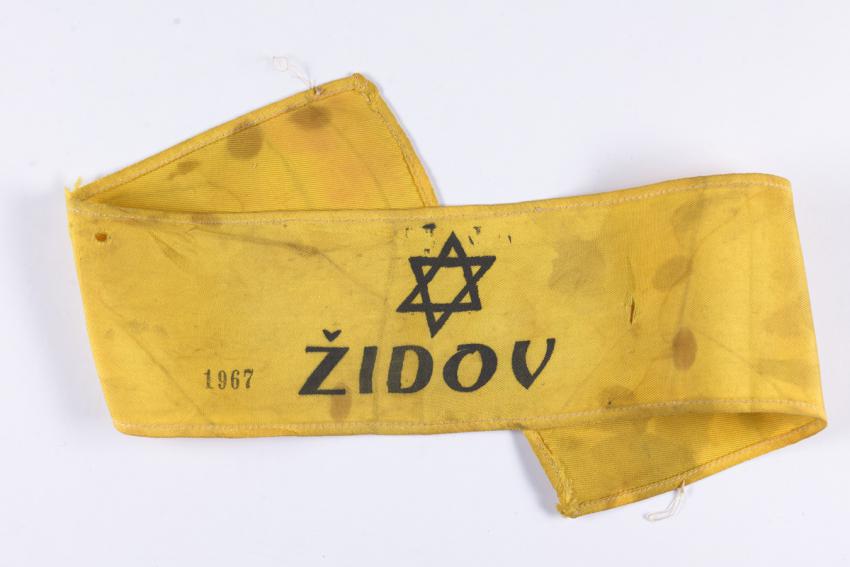 Jewish badge (Armband) that belonged to Yochanan Balint from Bačka, Serbia.