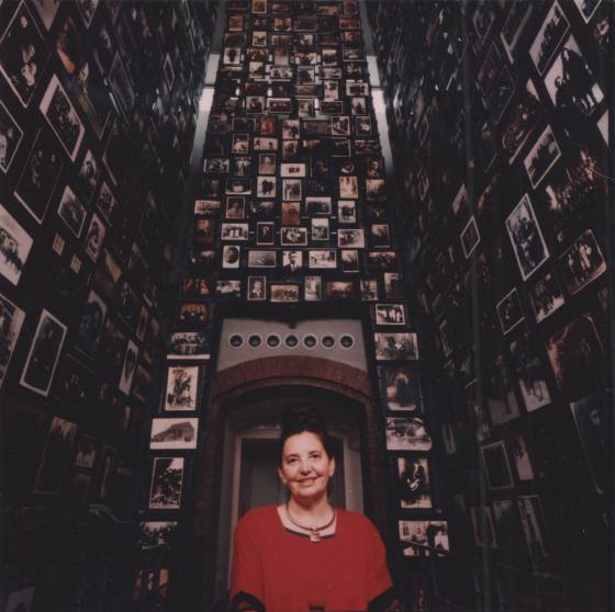Yaffa Eliach in the &quot;Tower of Faces&quot;, United States Holocaust Memorial Museum, Washington DC, USA