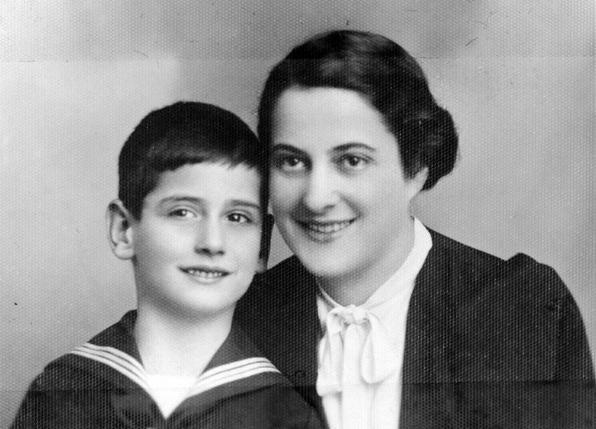 סטלה אורבך, דודתו של דן, ובנה ארנסט. צ'כוסלובקיה, לפני המלחמה