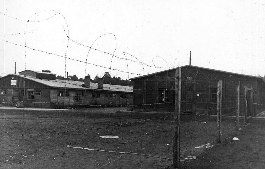 Бараки на территории концентрационного лагеря Кайзервальд после освобождения, Рига, Латвия