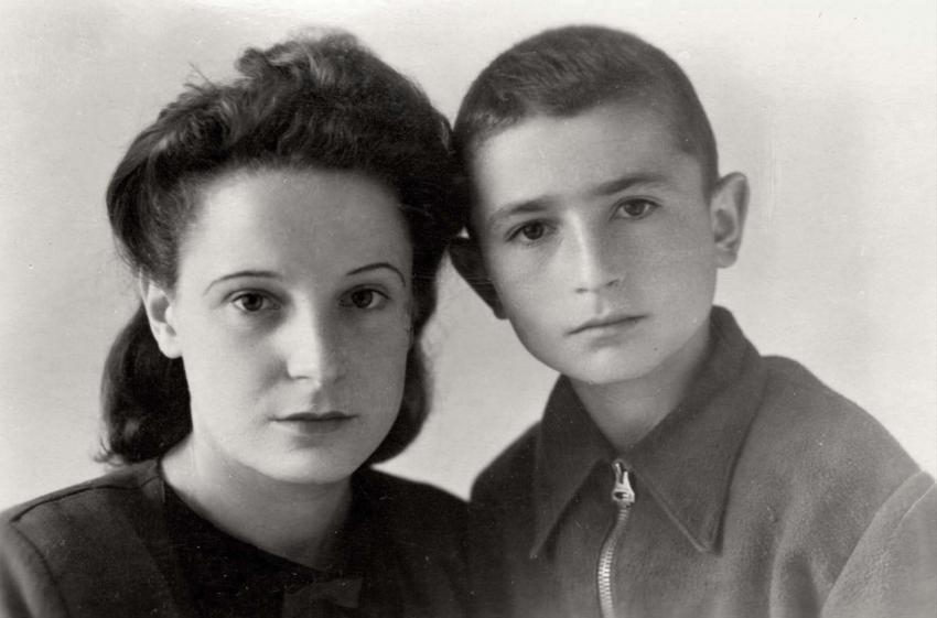 Надежда Андреевна Соловьева (Крезо) и Леонид Рудерман. 1949 год