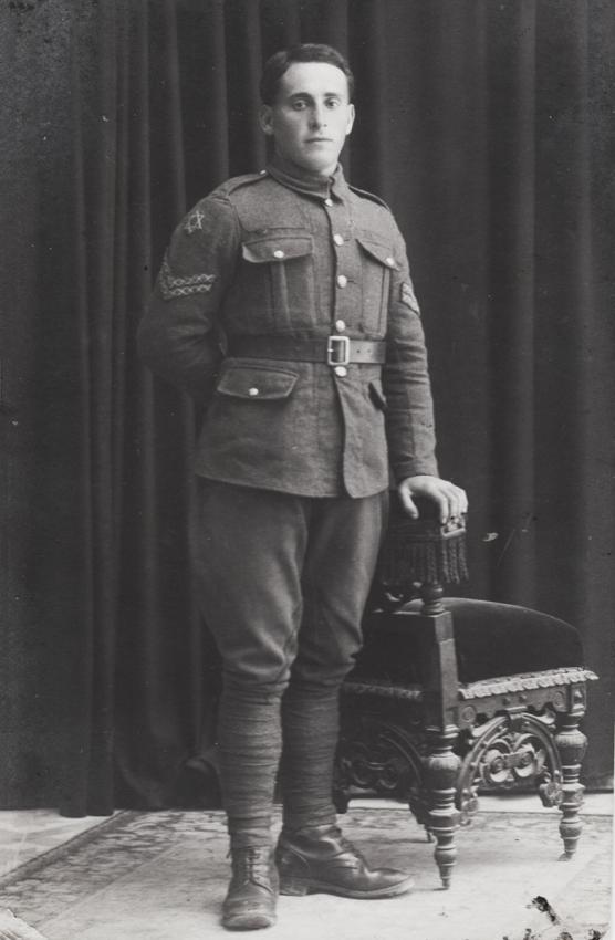 Yehoshua Lifshitz in British Army uniform, 1917