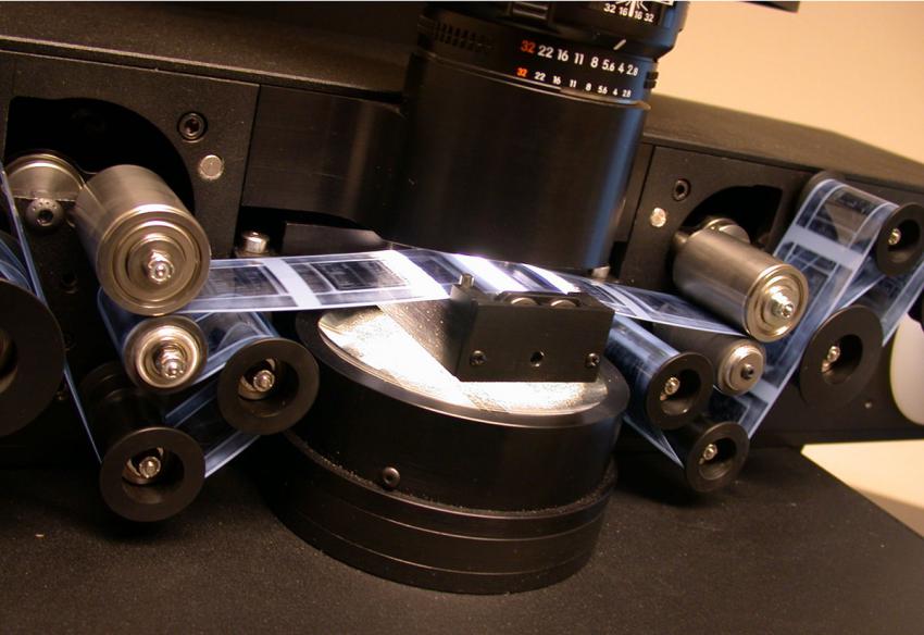 Numérisation de microfilms