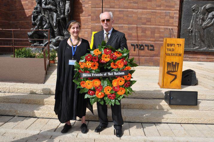 The Society of Friends of Yad Vashem in Switzerland laid a wreath during the ceremony in the Warsaw Ghetto Square commemorating the victims of the Holocaust