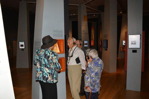 Holocaust Survivor and Yad Vashem benefactor Mr. Victor David visited Yad Vashem on May 20th, 2015 with his family to unveil his dedication on the Wall of Benefactors of the Holocaust History Museum