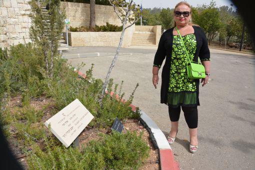 On 2 March 2014, Yad Vashem donor Ms. Ada Todd visited the Mount of Remembrance on her one-day trip to Israel and went to see &quot;I Am My Brother's Keeper,&quot; the Righteous Among the Nations exhibition.