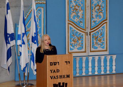 Dr. Susanna Kokkonen speaking at the ceremony in Yad Vashem’s Synagogue during the Envision 2017 Conference for global Christian leaders held by the International Christian Embassy Jerusalem (ICEJ) for International Holocaust Remembrance Day.