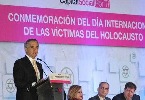 El Jefe de Gobierno de la Ciudad de México, Miguel Ángel Mancera Espinosa (Primero de la Izquierda), refrendó el compromiso de unir las voces contra la discriminación y el antisemitismo
