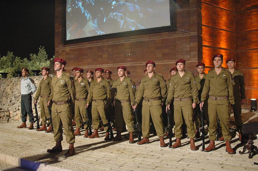 Paratroopers stand at attention during the ceremony
