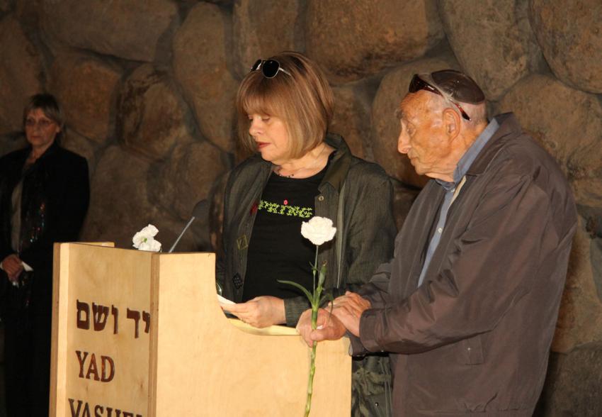 Marking Holocaust Remembrance Day 2011 at Yad Vashem