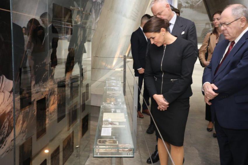 President of Hungary Tours the Holocaust History Museum together with Yad Vashem Chairman Dani Dayan