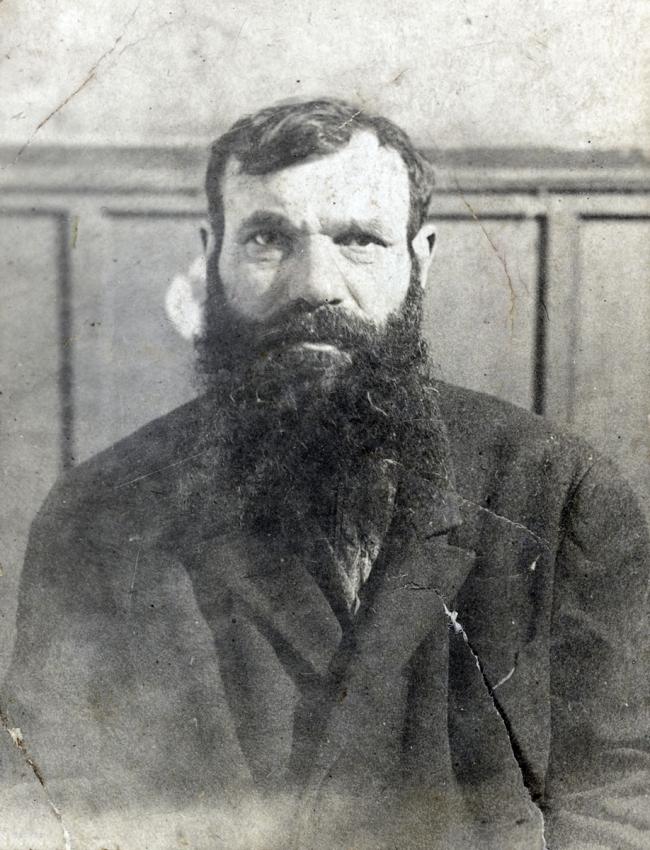 Chaim Alikimovich, Zlata's (Zahava) father