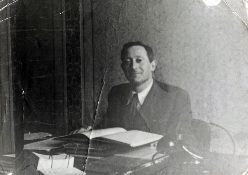 Yehiel Burgin in his office in Vilna, 1953-1954