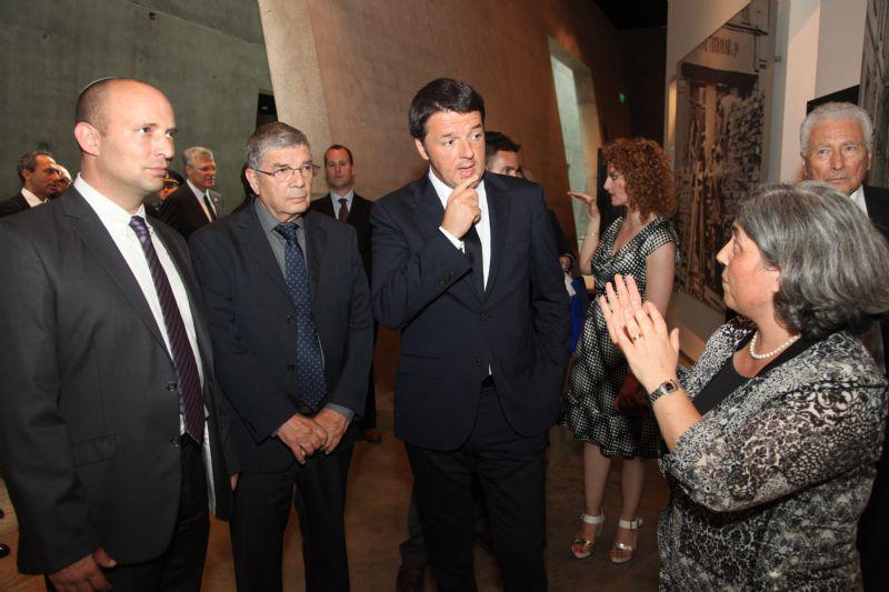 Italian Prime Minister H.E. Mr. Matteo Renzi (second from right), Israel's Minister of Education Naftali Bennett (left), Yad Vashem Chairman Avner Shalev (second from left) and Dr. Iael Nidam-Orvietto