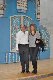 México. Abraham Maya vicepresidente de la Comunidad Sefaradí de México y su esposa, en la Sinagoga, durante su visita a Yad Vashem. Noviembre de 2014.