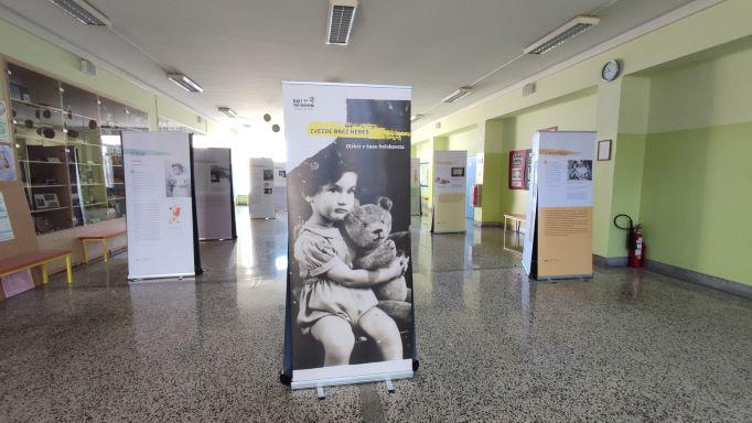 ready2print exhibition “Stars Without a Heaven” displayed in Primary school of Dušana Flisa- Hoče, Slovenia