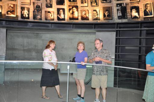 Isaac and Judy Thau of Vancouver, Yad Vashem Builders and longstanding supporters, toured Yad Vashem in August 2013, including the Hall of Remembrance
