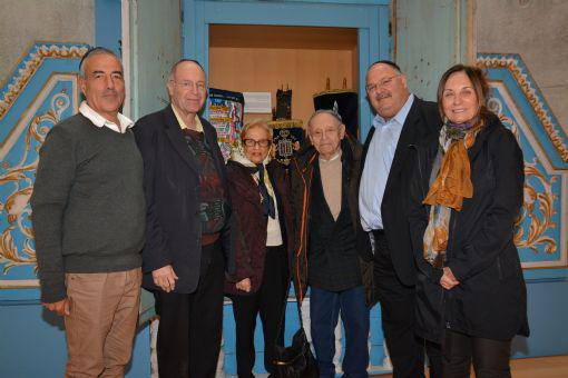 On the last day of Hanukkah, 13 December 2015, Marcel and Fela Zloczower (center) visited the Yad Vashem Synagogue, to see the Torah scroll donated by the Zloczower family to Yad Vashem. 