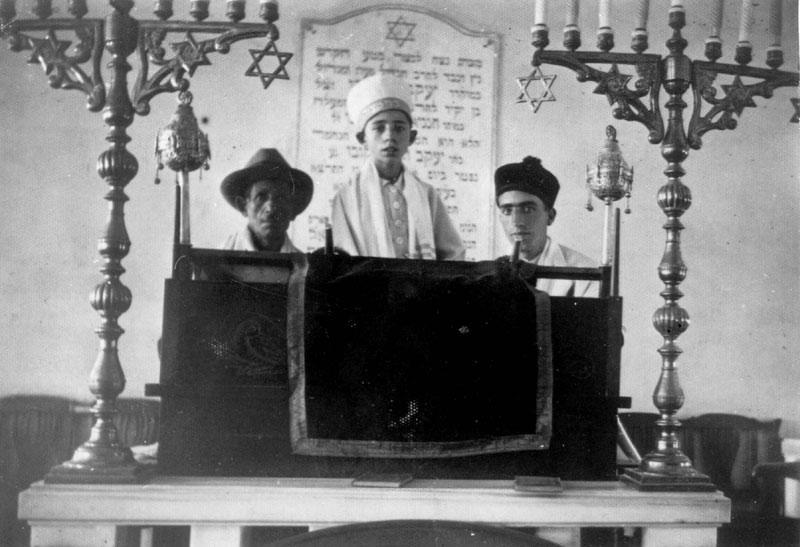 Η τελετή ενηλικίωσης (Μπαρ Μίτσβα) του Ίντο Σίμσι, Θεσσαλονίκη, 8/8/1936