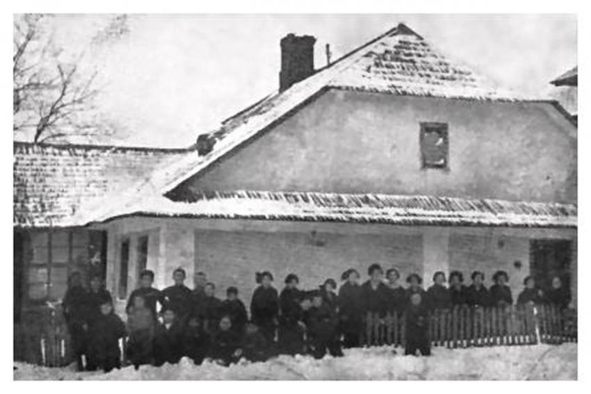 Buczacz orphanage (source: Buczacz Yizkor Book)