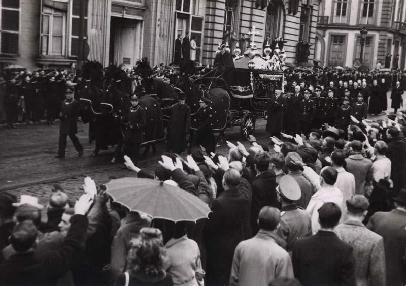 Брюссель, Бельгія, похорони Клерка – голови місцевої фашистської партії