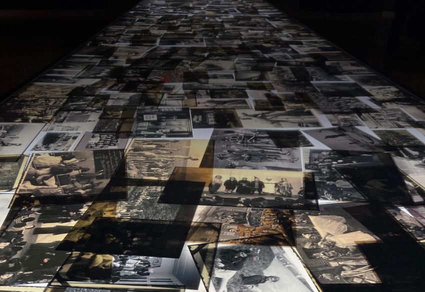 FLASHES OF MEMORY: Learning about the Holocaust through Photography