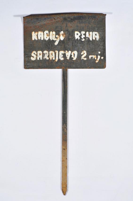 A grave marker inscribed with the name of Kabiljo, Rena of Sarajevo who was murdered in Djakovo Camp aged 2 months