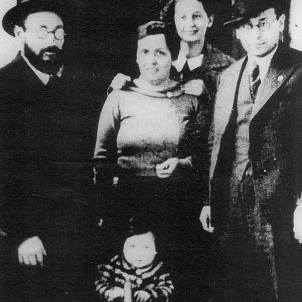 ישראל ואידה רובין מיבוז'נו וארבעה מששת ילדיהם נרצחו באושוויץ