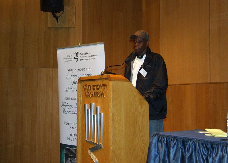 Ihediwa Nkemjika Chimee, PhD candidate – University of Nigeria, speaking at the International Conference on Hiding Sheltering and Borrowing Identities, 19-21 December 2010