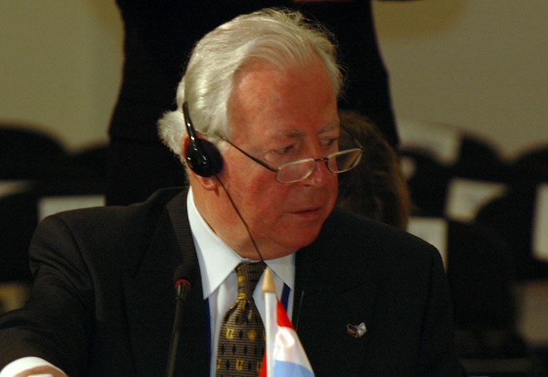 Luxemburg Former PM and former President of the European Commission - Jacques Santer