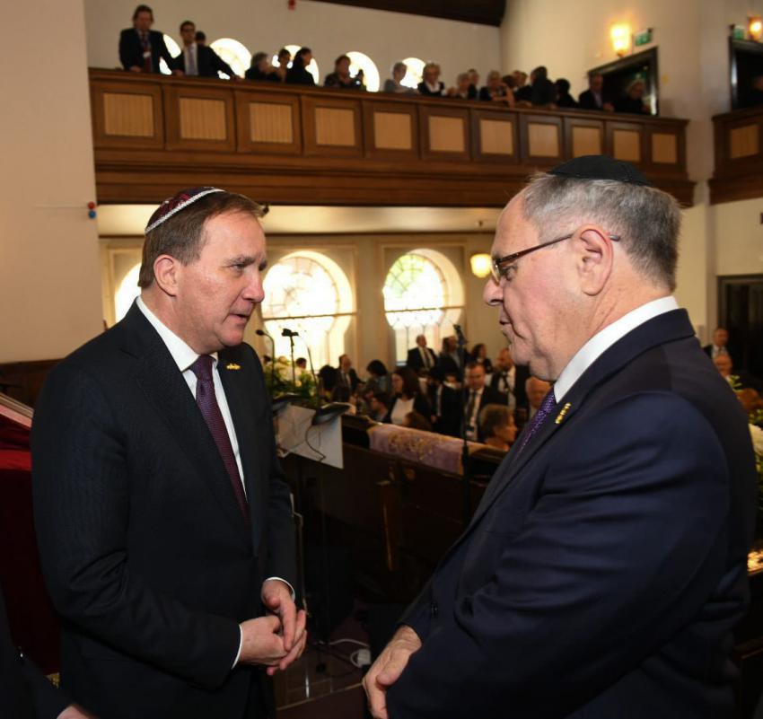 Yad Vashem Chairman Dani Dayan meets Prime Minister of Sweden Stefan Löfven at the Malmo Synagogue at a WJC event
