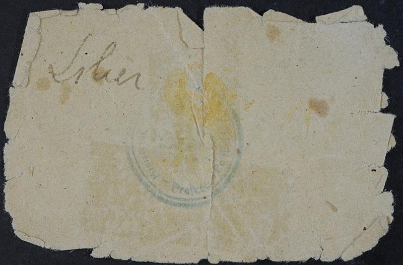 The piece of paper with the word "Liber" (Romanian for "free").