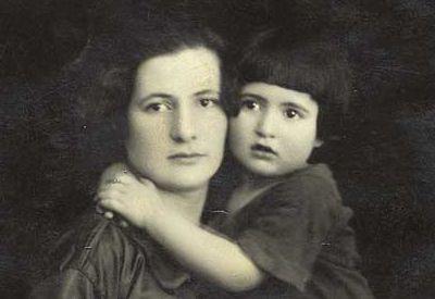 Everyday Heroines: Jewish Woman in the Holocaust