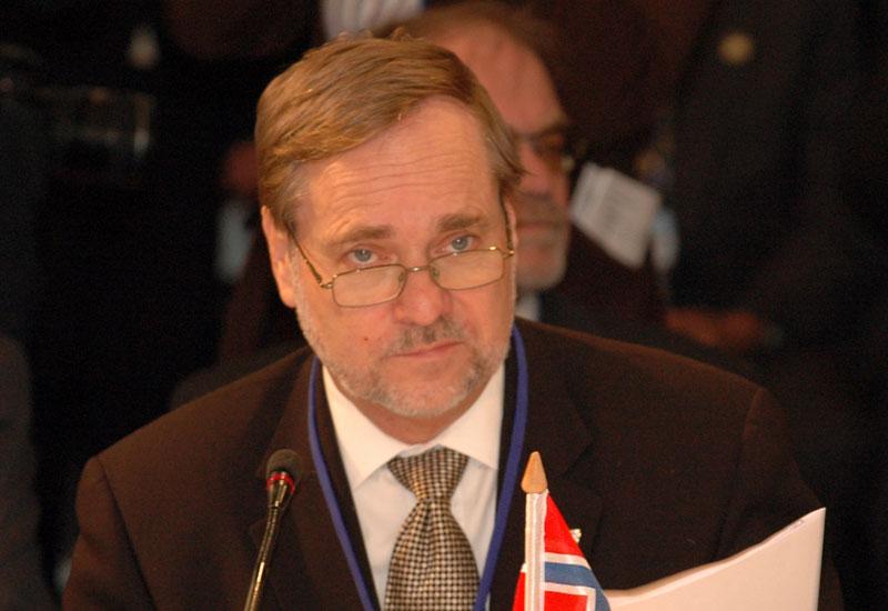 Norway Foreign Minister - Jan Petersen
