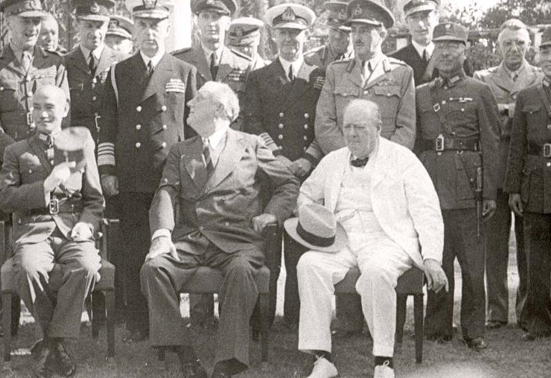 רוזוולט, צ'רצ'יל וצ'יאנג קאי שק בועידה, קהיר, מצרים, 1943