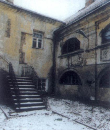 Здание бывшего государственного архива в Вильнюсе. Современный вид