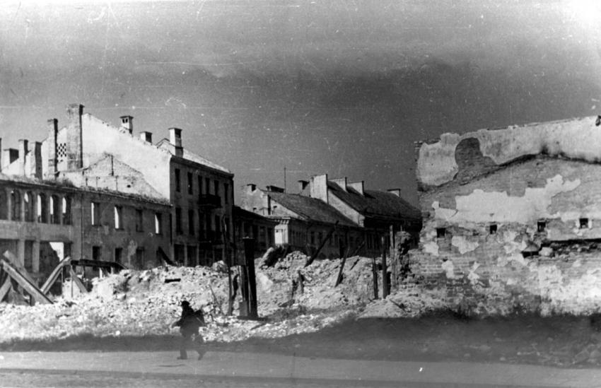 Vilna, Poland, Postwar, View of a street in ruins