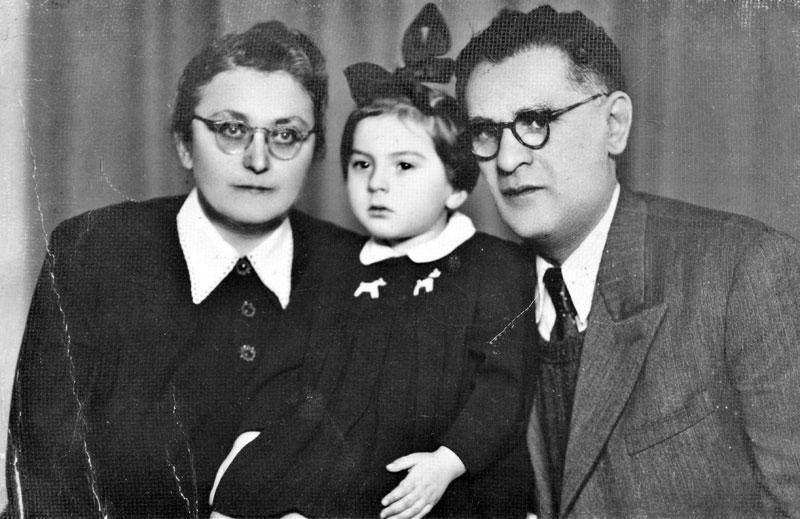 Rachel with her parents, Ludvik and Emilia Korody, 1944