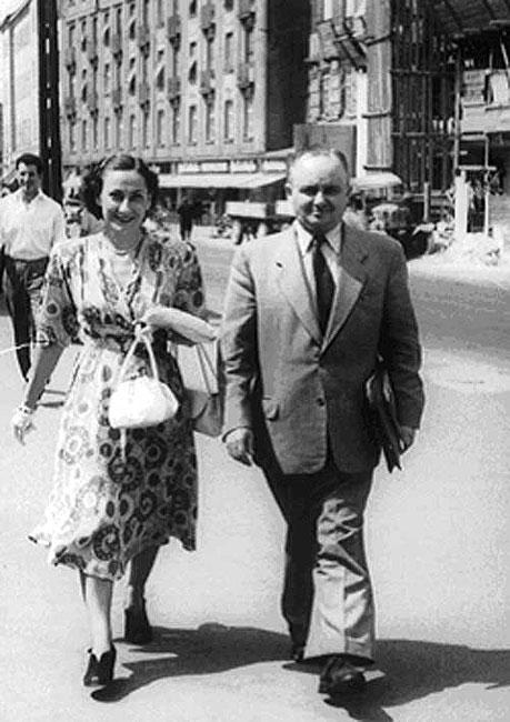 אליזבת הדוויג- גסלר (משמאל) ואדוארד גסלר, מינכן 1952