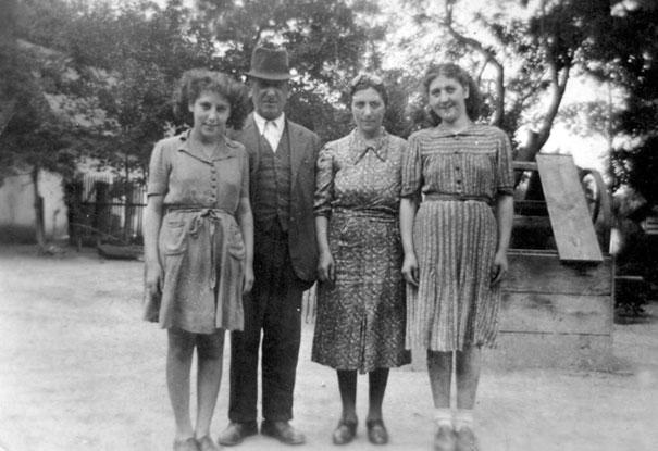 Survivors Baruch and Rozalia Lamm and their daughters, Clara and Elwira