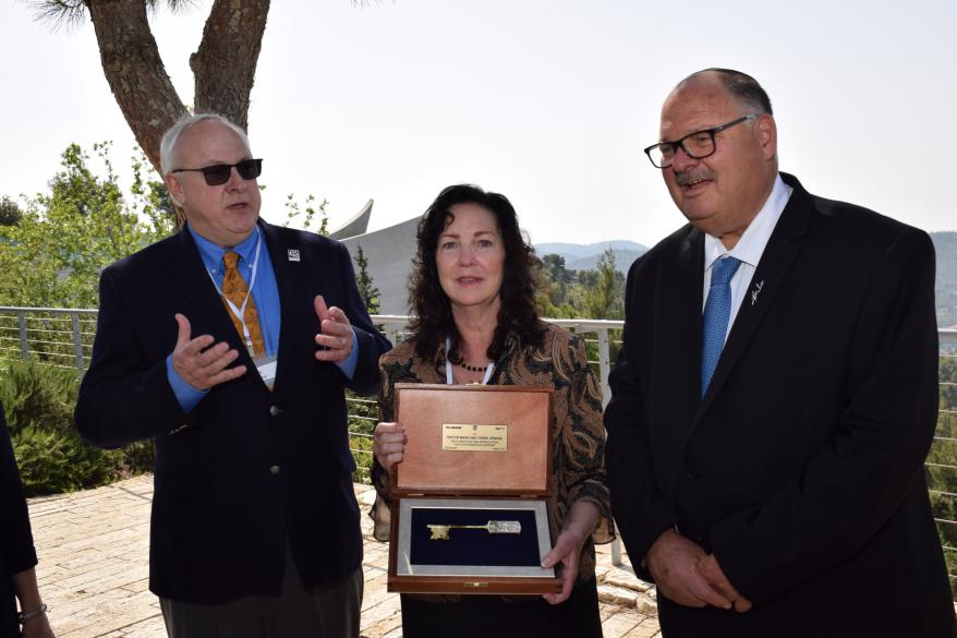 Pastor Mark and Terrie Jenkins presented with the Key to Yad Vashem by Mr. Shaya Ben Yehuda, Director of the International Relations Division