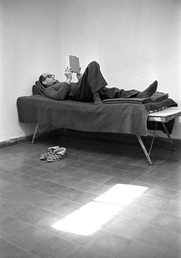 Eichmann en su celda de la prisión (1960)