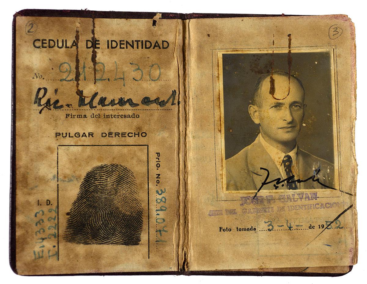 Documento personal tras el arresto en Israel, 1960