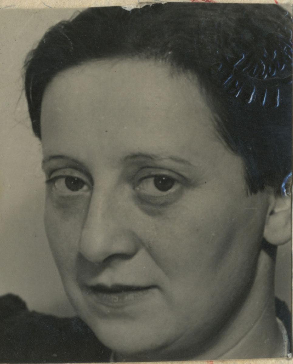 Friedl Dicker-Brandeis (1898, Vienna – 1944, Auschwitz-Birkenau), 1937
