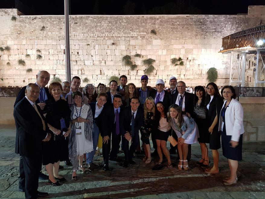 Yad Vashem Leadership Mission Participants at the Kotel, 2016