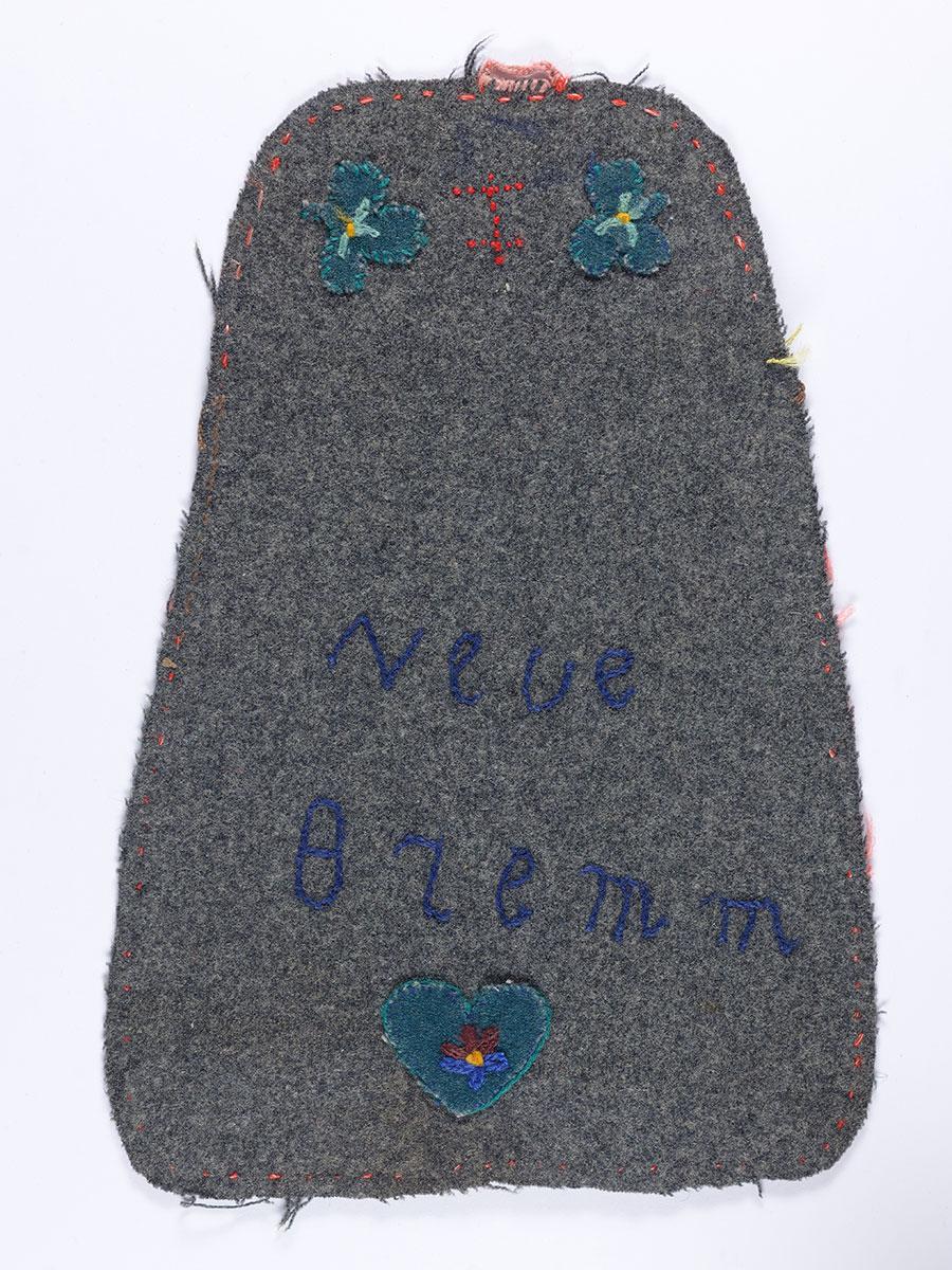 Cloth bag that Berta Lebovits found in Bergen-Belsen after liberation