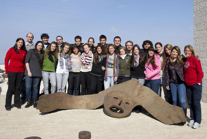 Yad Vashem - Jerusalén, Israel Seminario Masbirim Argentina, 24 de diciembre del 2010 - 4 de enero del 2011